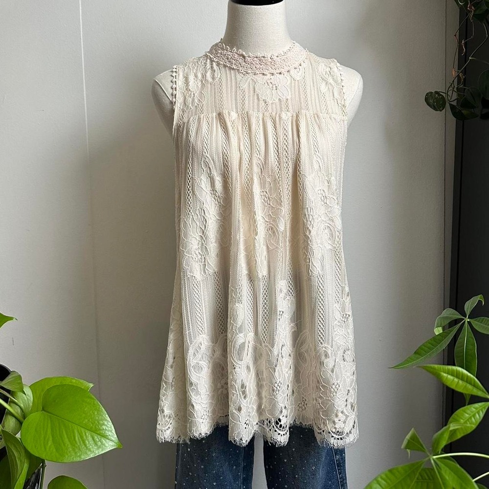 Xhilaration Cream Lace Sleeveless High Neck Top Boho A-Line Size Medium